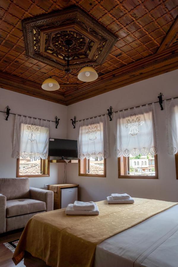 Hotel Borklad Berat Exterior foto