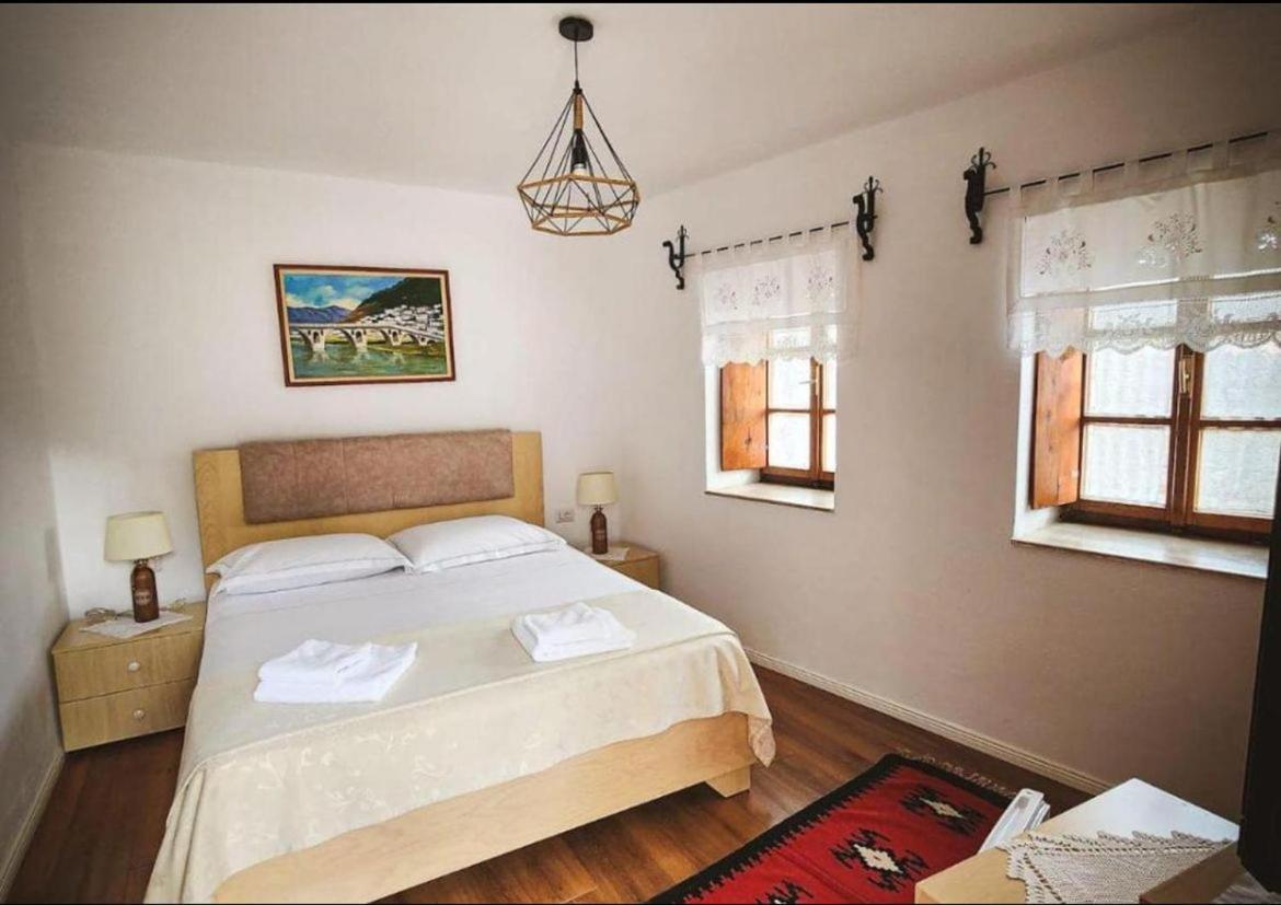 Hotel Borklad Berat Exterior foto