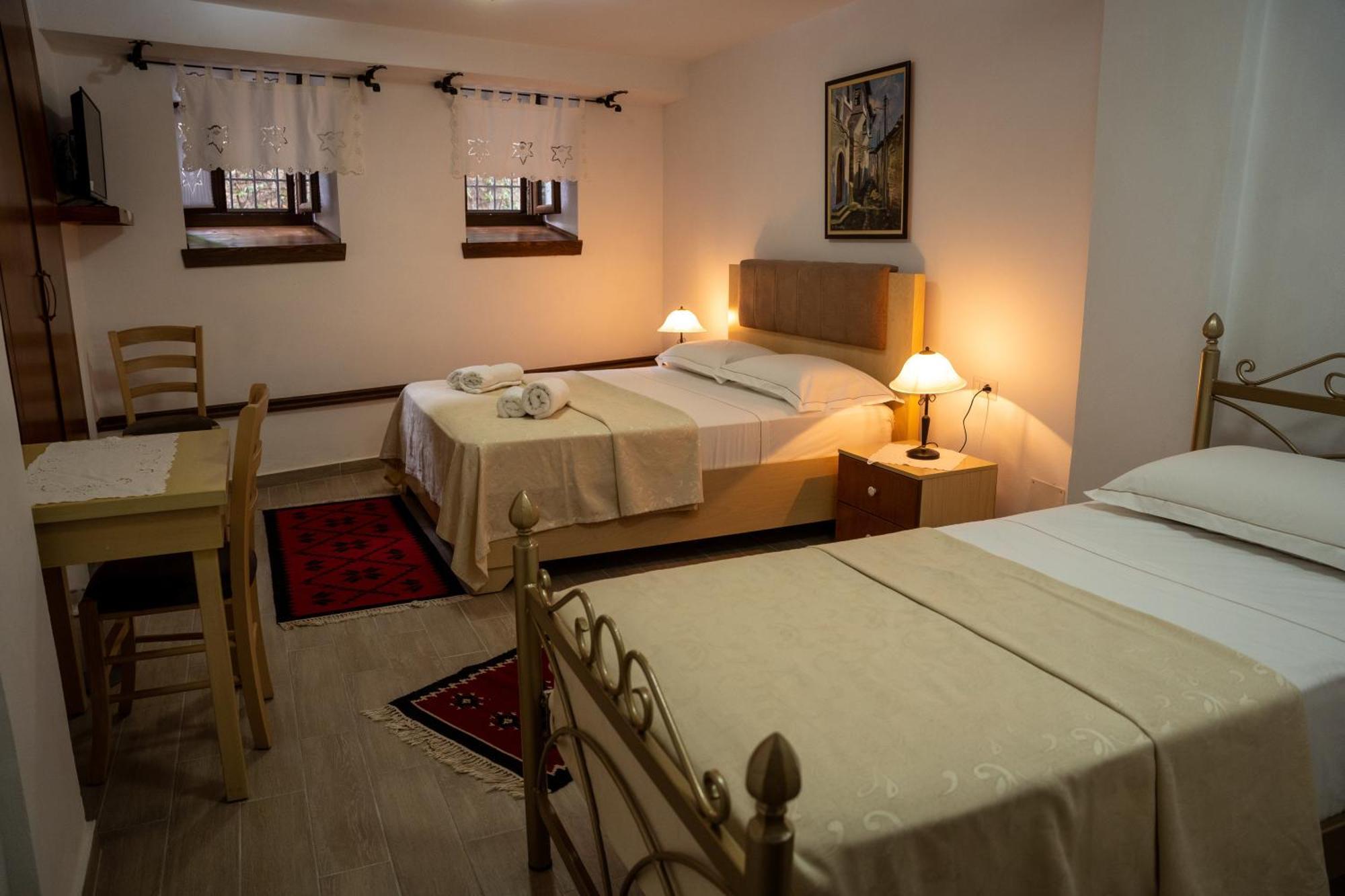 Hotel Borklad Berat Quarto foto