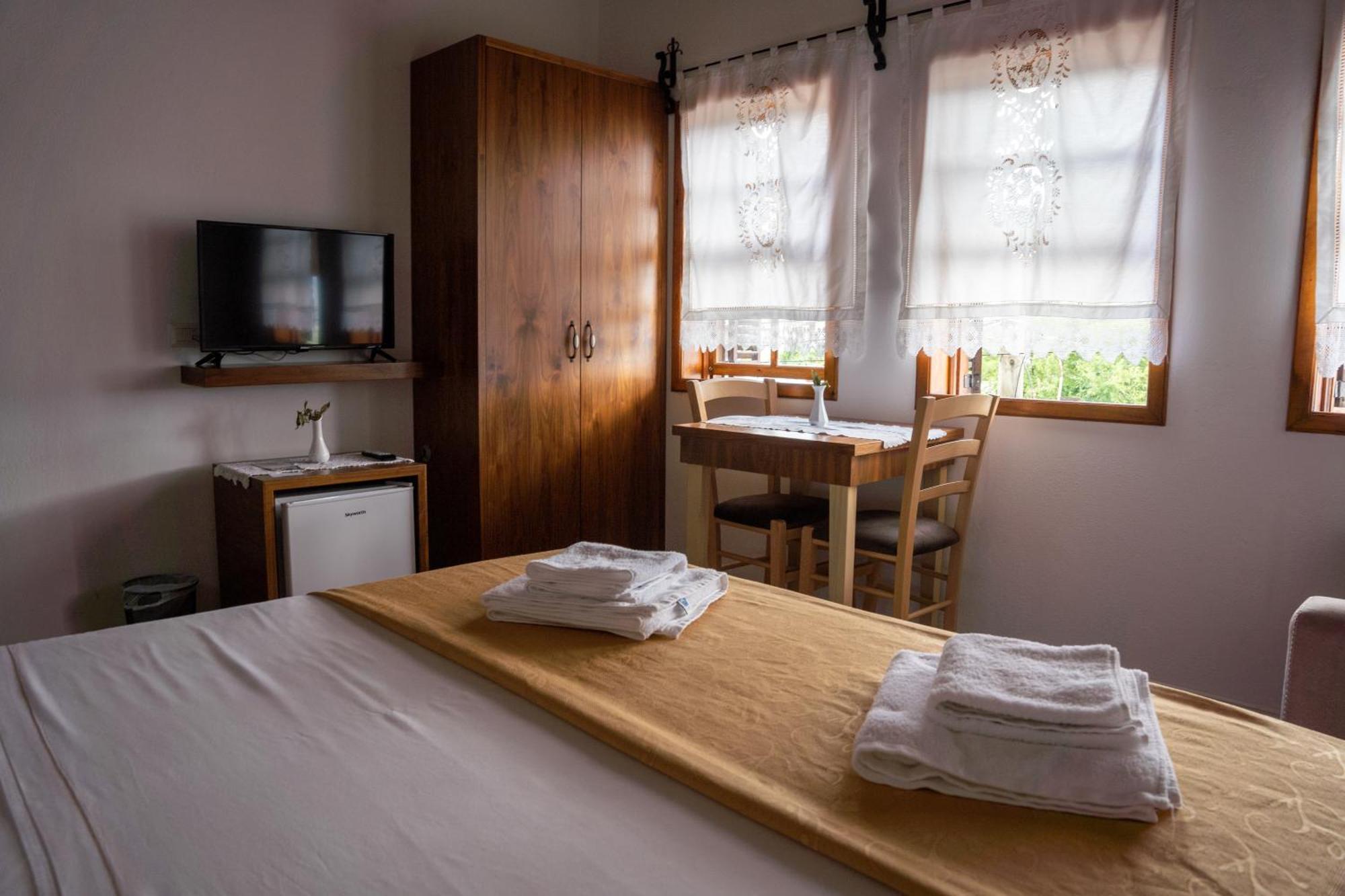 Hotel Borklad Berat Quarto foto